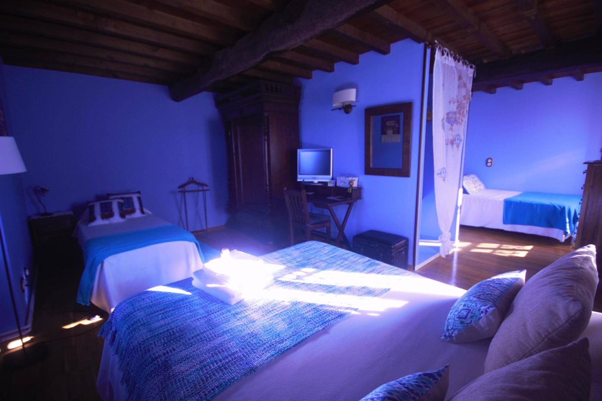 Os Tres Teixos San Acisclo Quarto foto